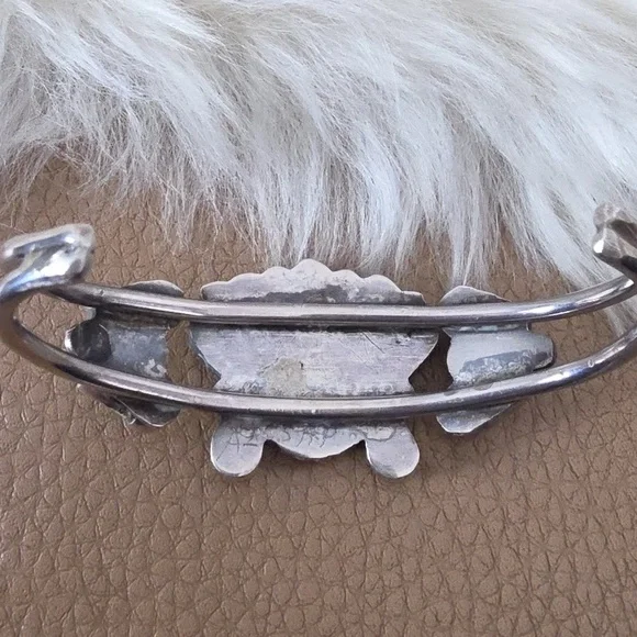 Amazing Vintage Native American Zuni Gemstone Inlaid Bracelet 🖤🤍❤️🎁